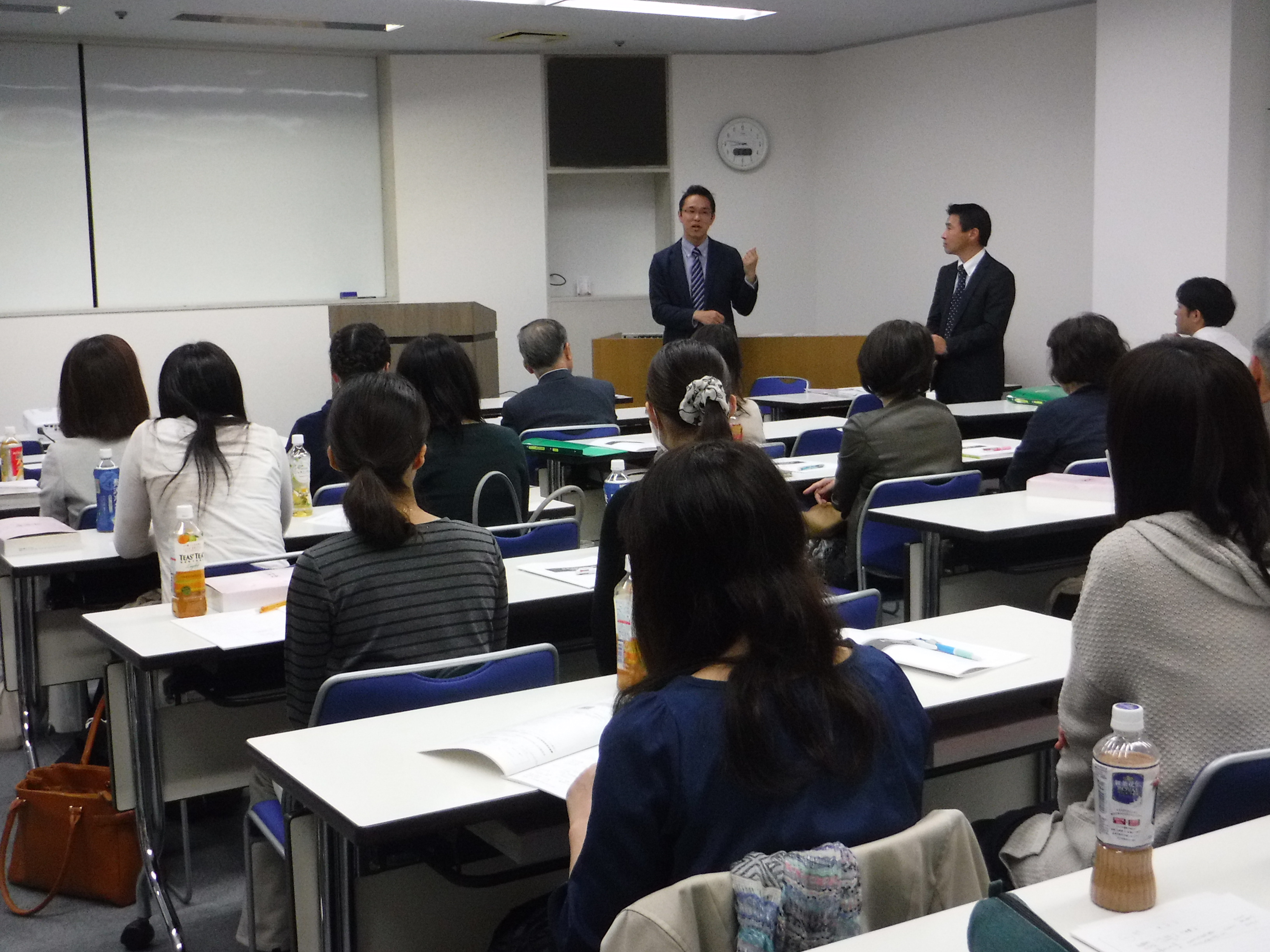 太陽薬局集合研修会（❶調剤報酬改定･･･　❷在宅医療・薬剤指導･･･）を行いました (^^♪